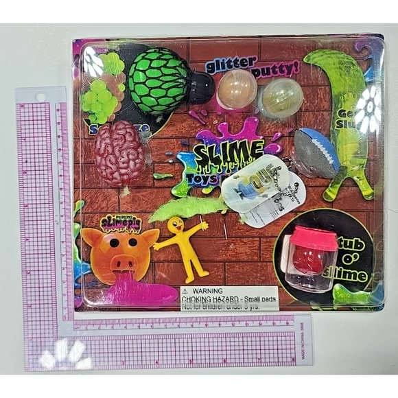 Vintage Vending Display Board Slime Toys 0528 - Picture 1 of 2
